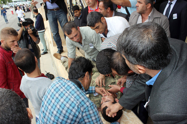 Şehit uzman çavuş Kemal Mermer son yolculuğuna uğurlandı