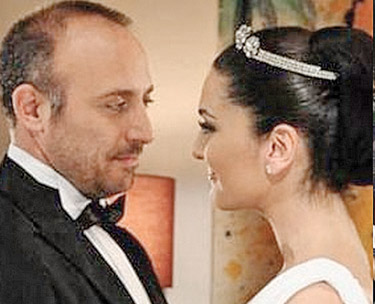 Dizi setinden nikah masasına...
