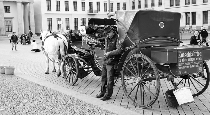 Çin malı Berlin duvarı!