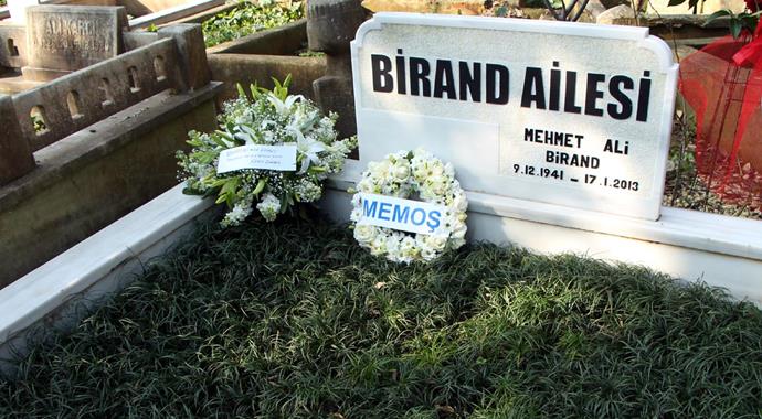 Mehmet Ali Birand mezarı başında anıldı