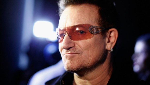 U2'nun solisti Bono ölümden döndü