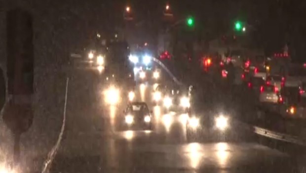 İstanbul'da kar yağışı başladı!