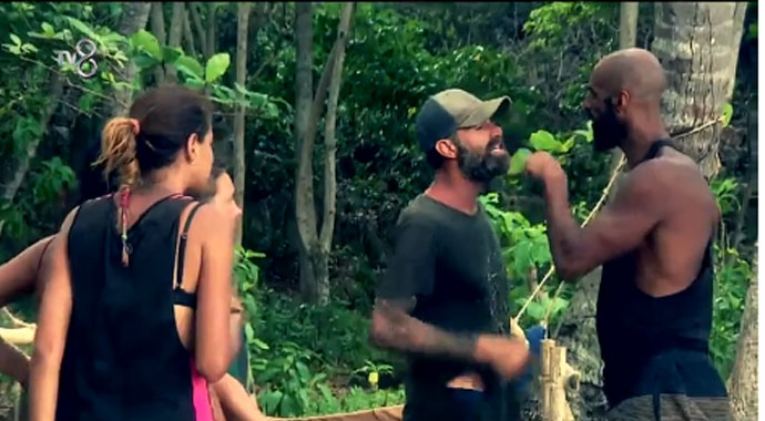Survivor'da Elenen isim Özlem Çalın!  Survivor Özlem Çalın Kimdir?