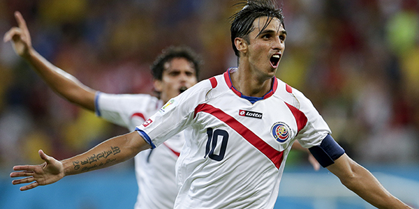 Bryan Ruiz Kartal oluyor!
