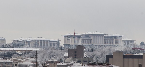 İstanbul'da kar yağışı başladı!