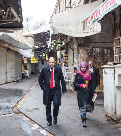 Şanlıurfa Milletvekili Kasım Gülpınar:  Babamdan öğrendiğim en önemli şey dürüstlük