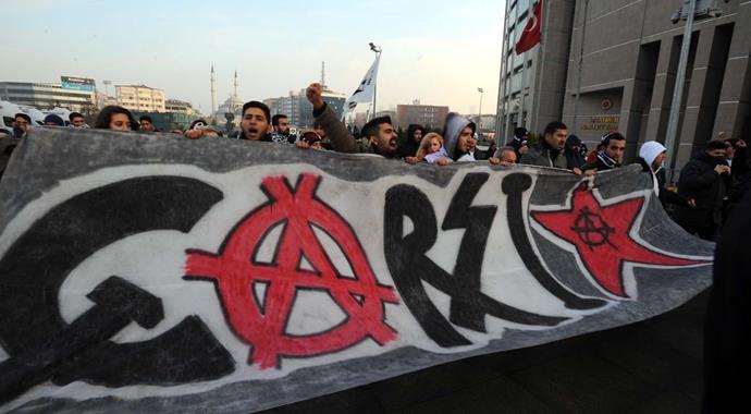 Çarşı davası önce taraftarlar bir olup adliyeye akın etti