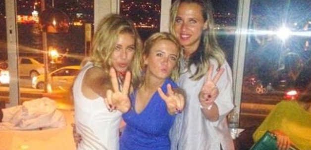 Sinem Kobal'dan takipçilerini kızdıran mesaj!