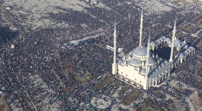 800 bin Çeçen, Peygamber Efendimiz için yürüdü