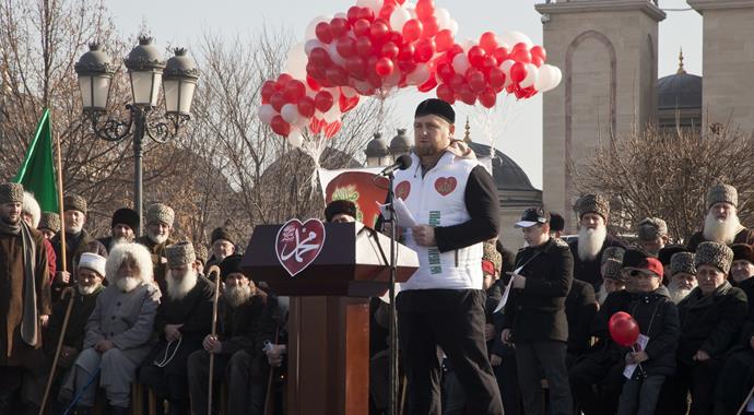 800 bin Çeçen, Peygamber Efendimiz için yürüdü
