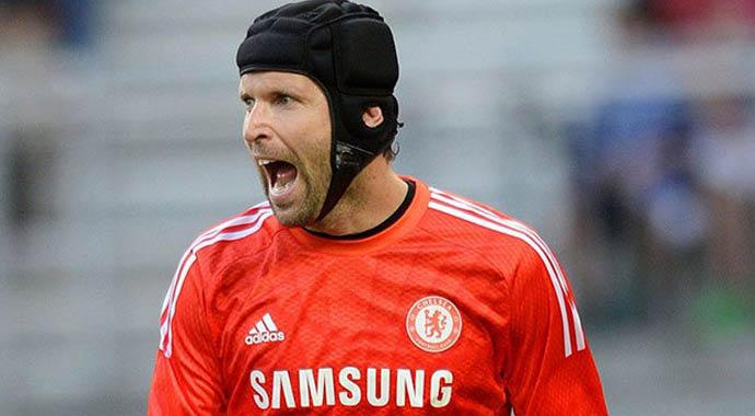 Beşiktaş Chelsea'nin yıldız kalecisi Petr Cech'i İstanbul'a getirdi iddiası
