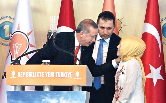 Erdoğan, halefi Davutoğlu için böyle dedi: Emanetçi değil