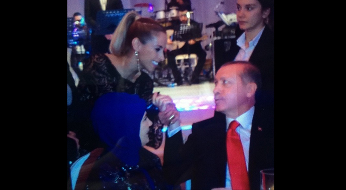 Erdoğan'dan Niran Ünsal'a tam destek