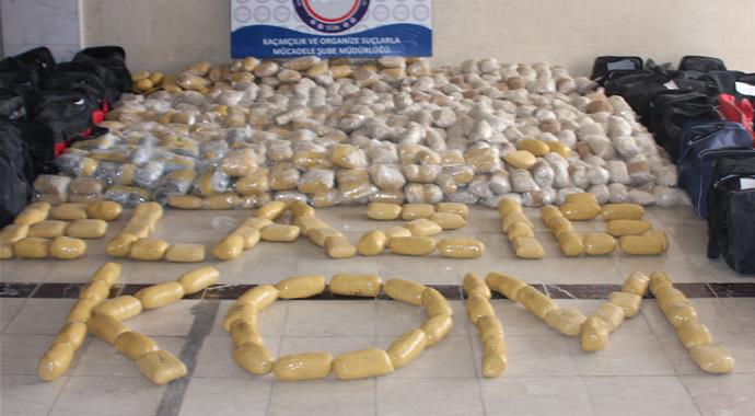 Kar kürüme aracında 600 kilo eroin ele geçirildi