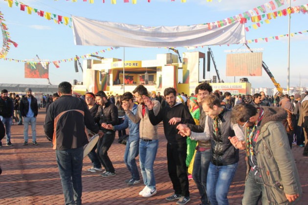Diyarbakır'da tarihi gün! İşte Öcalan'ın Nevruz mesajı