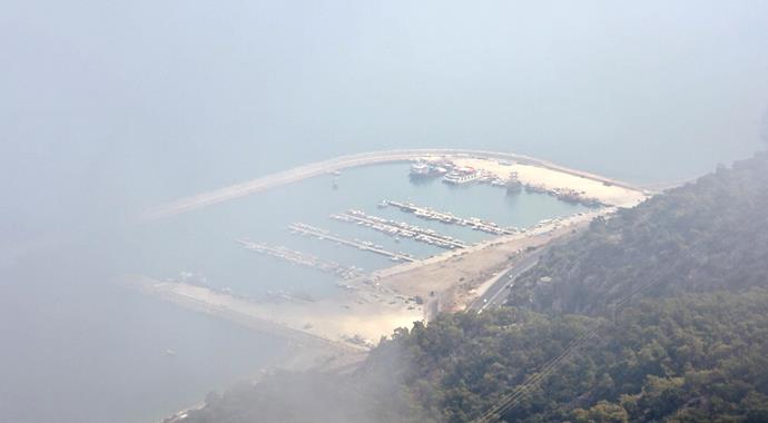 Antalya'ya nem bulutu çöktü