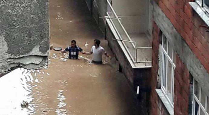 Artvin'de sel nedeniyle 7 kişi hayatını kaybetti, 1 kayıp