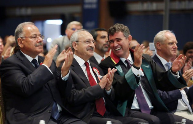 Kılıçdaroğlu tempo tuttu, avukatlar göbek attı