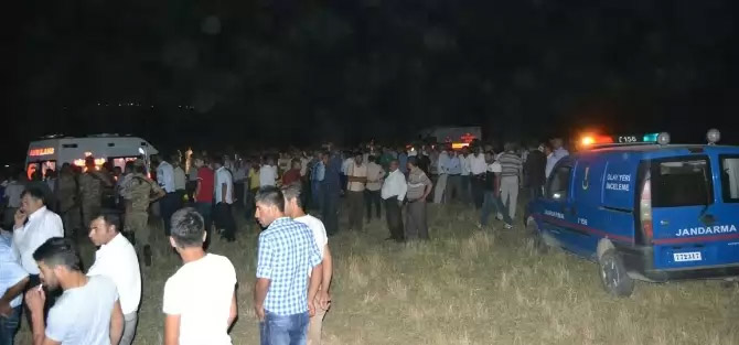 Kadın kıyafeti giyip katliam yapmışlar: 7 ölü