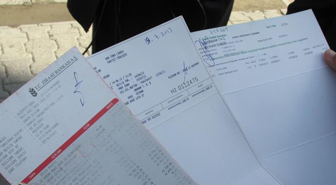 Evinde 5 kamyon çöp, banka hesabında 121 bin lira
