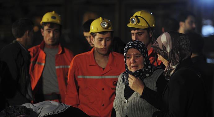 Manisa Soma'da 6 işçi daha kurtarıldı (Soma'da kaç kişi öldü)