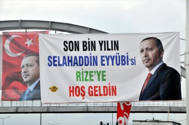 Erdoğan için ilginç pankartlar