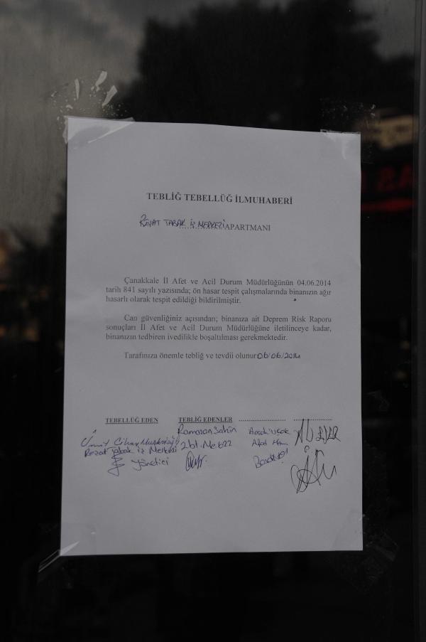 Çanakkale'de ağır hasarlı evlere tahliye