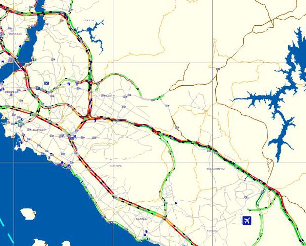 İstanbul'da trafik durma noktasına geldi