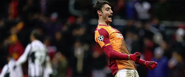 Galatasaray'dan aldığı paranın 125'te 1'ine imza attı