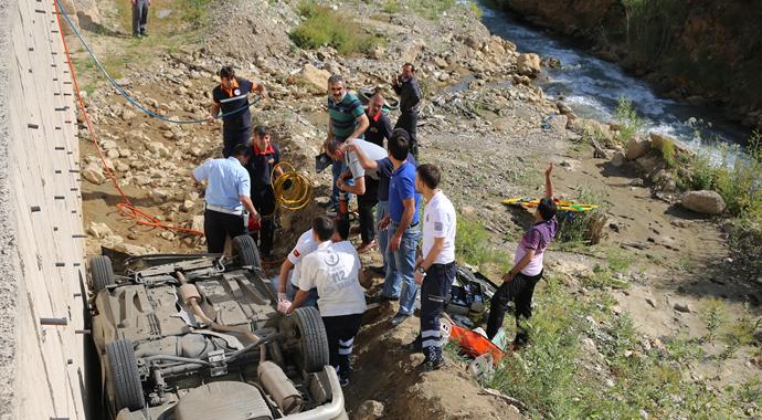 Bayburt'ta feci kaza: 2 ölü, 5 yaralı