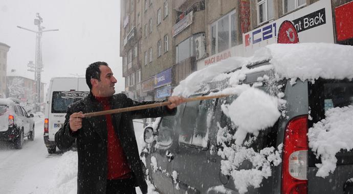 İstanbul'da yarın okullar tatil mi? (19 Şubat kar tatili)