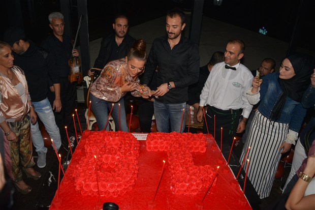 18 yıldır Demet Akalın