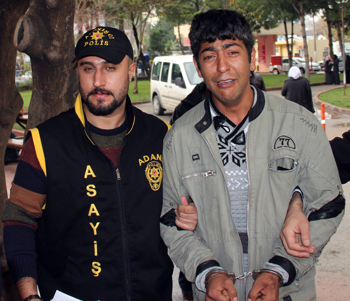 'Canımdan çok seviyorum' dediği karısına bakın ne yaptı!