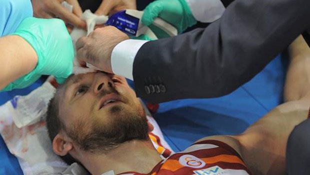 Galatasaray, derbide üç sakat birden verdi
