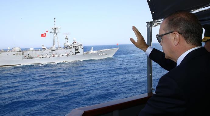 Erdoğan tatbikatı başkomutan olarak izledi