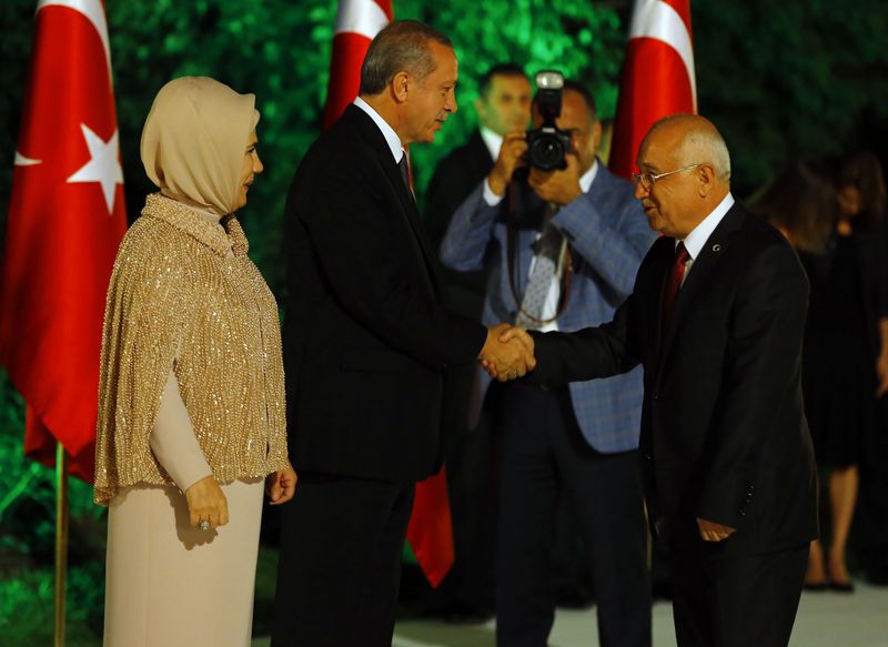 Cumhurbaşkanı Erdoğan'ın Köşk'teki ilk resepsiyonu