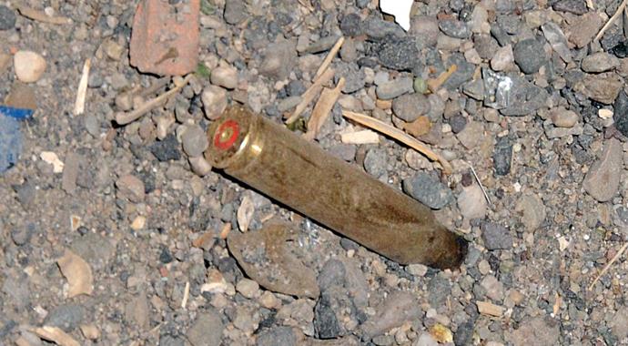 Polis ile PKK'lılar arasında çatışma çıktı