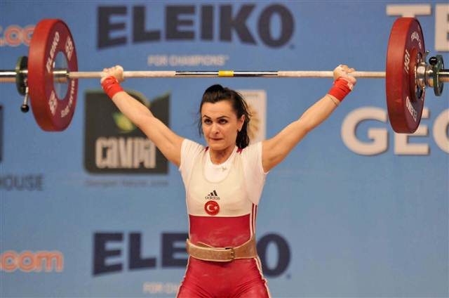 Avrupa'da 1 altın 1 bronz kazandık