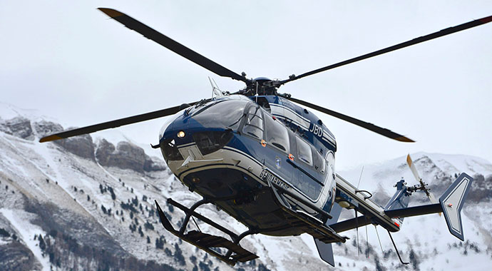 Valls: 'Enkazdaki arama çalışmaları uzun sürebilir'