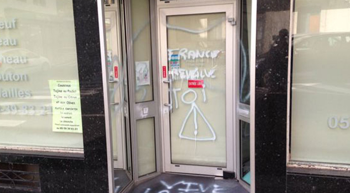 Fransa'da Müslümanlara ırkçı saldırı