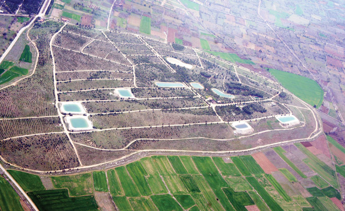 Demirel'e Anıtkabir büyüklüğünde anıt mezar