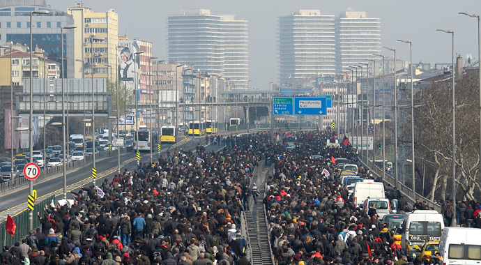 Berkin Elvan son yolculuğuna uğurlandı