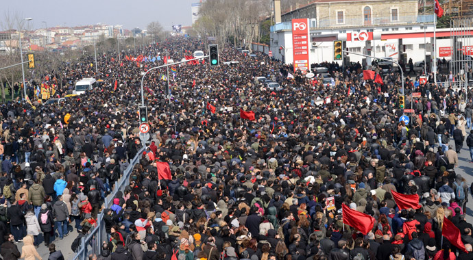 Berkin Elvan son yolculuğuna uğurlandı