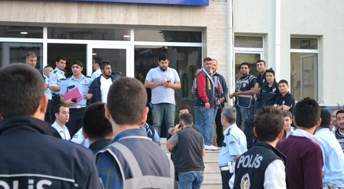 Edirne'de büyük çaplı operasyon: 100 gözaltı