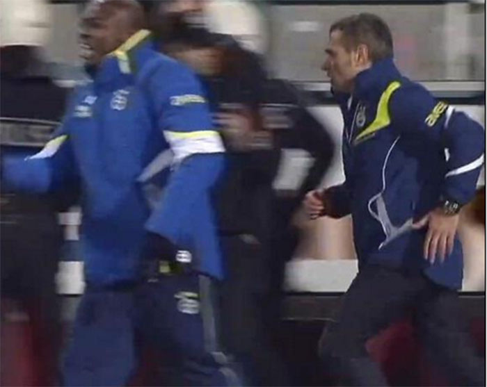 Ersun Yanal takımı bırakıp böyle kaçtı!