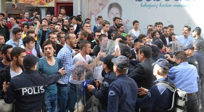 Bursa'da HDP lokali açılışında gerginlik