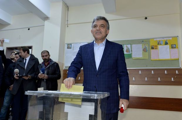 Sosyal medyanın gündemi ekose ceket oldu