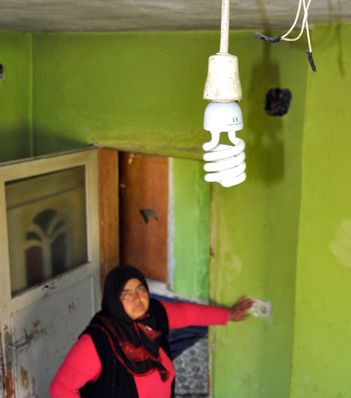 Tek lambalı evde yaşayan kadına inanılmaz elektrik faturası
