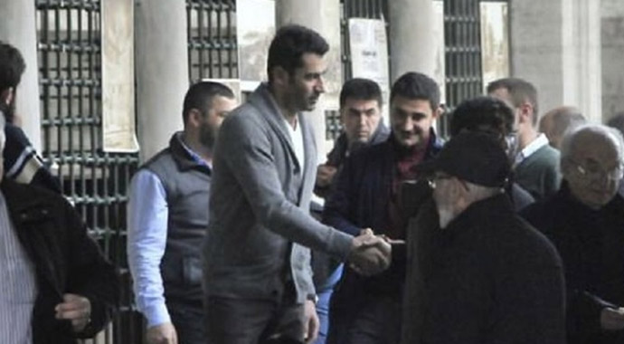 Kenan İmirzalıoğlu cami ropörtajını kabul etmedi
