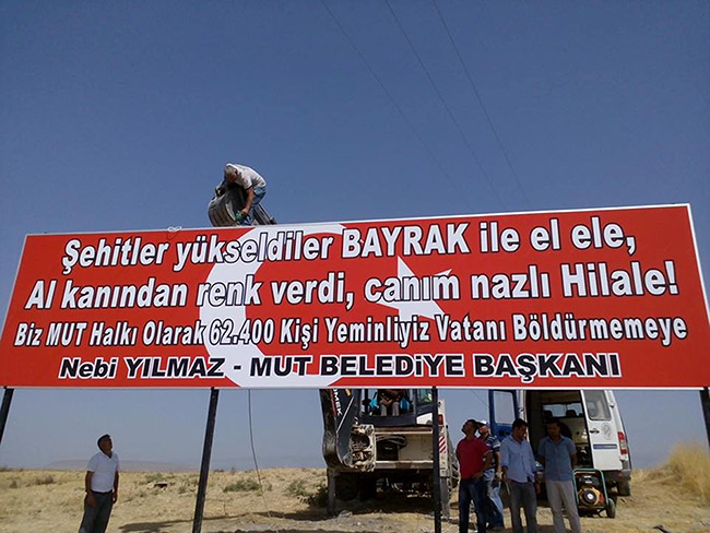 Mersin'de dikkat çeken tabela!